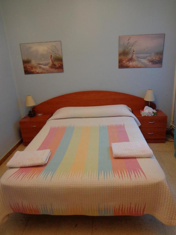 Hotel Pension Mode Lleida Quarto foto